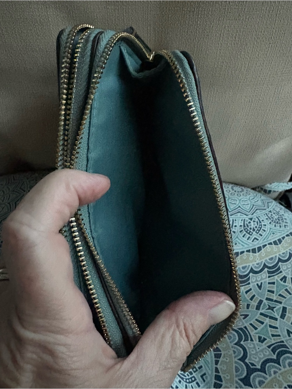Coach Teal Pebbled Leather Double Zippered Wristlet EUC - Picture 7 of 10
